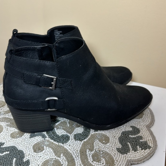 Black booties - Picture 7 of 11